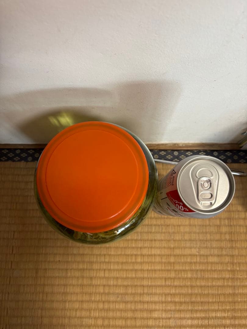 高麗人参の根入りガラス瓶