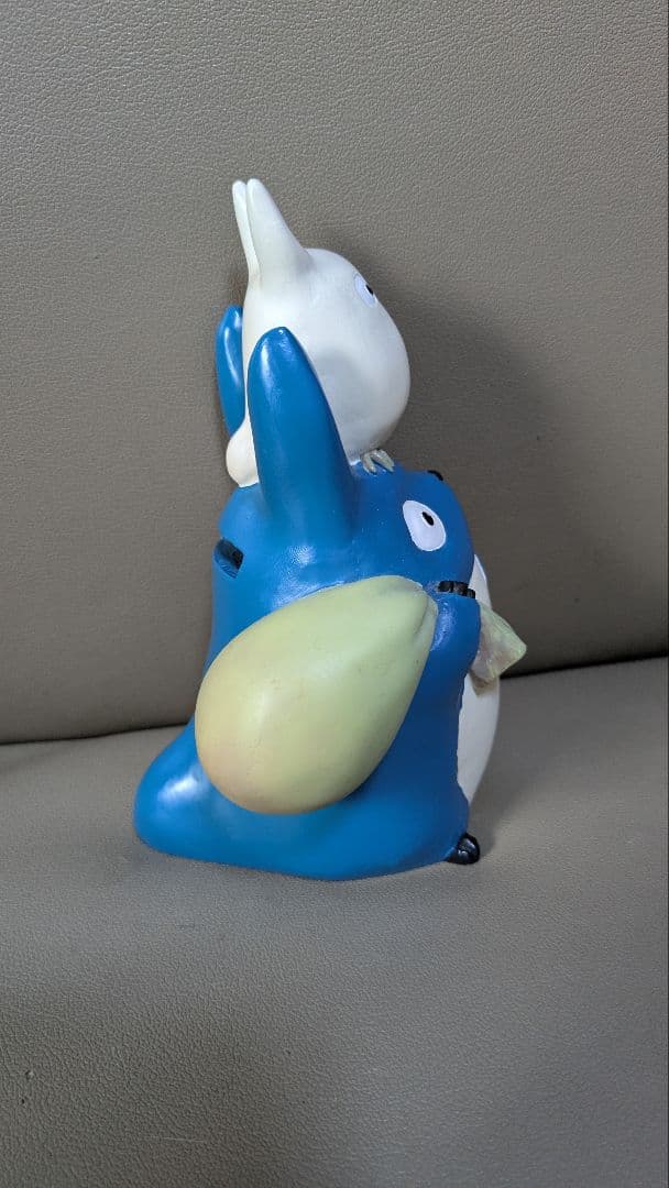 トトロ 貯金箱 。
