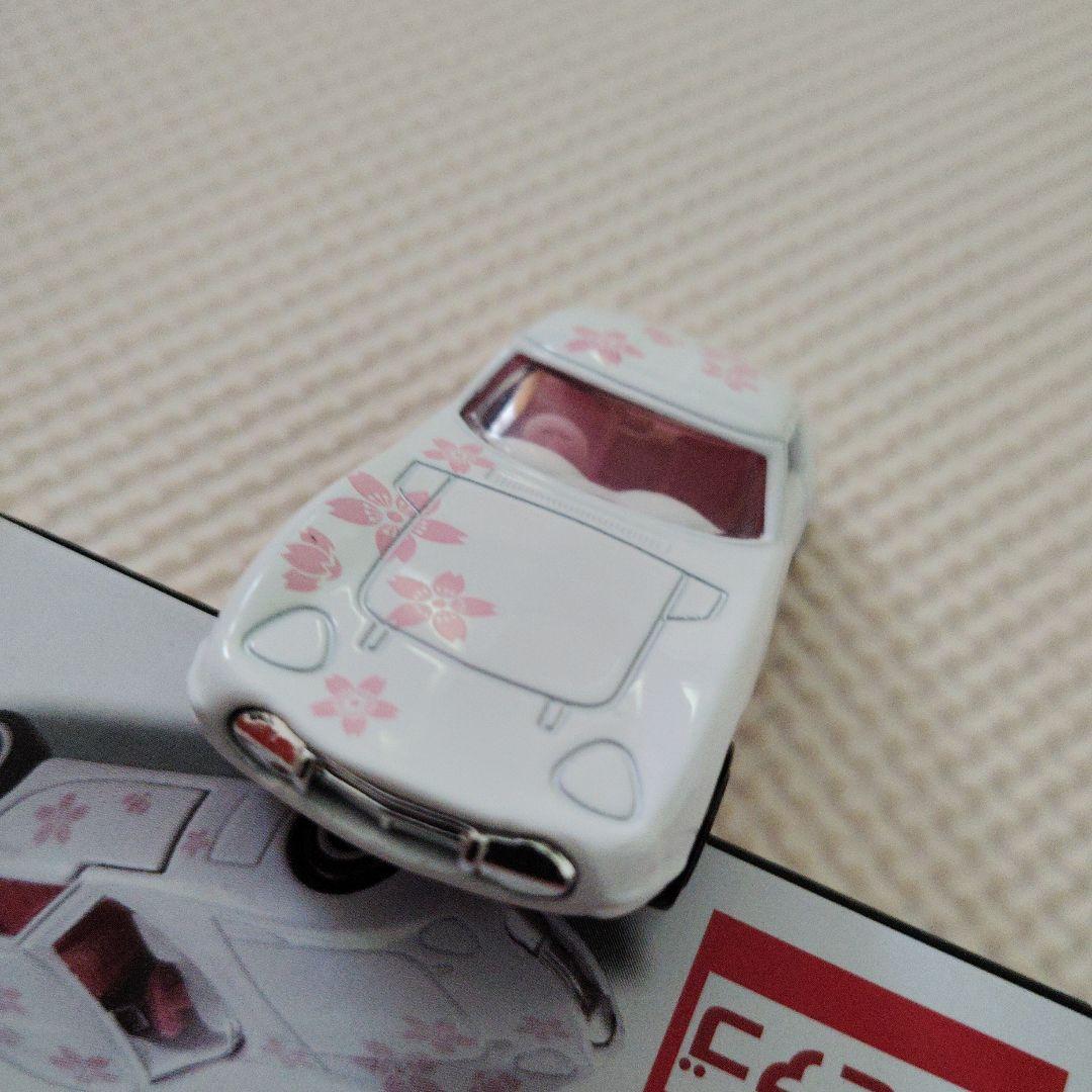 トミカ トヨタ 2000GT 桜の花柄