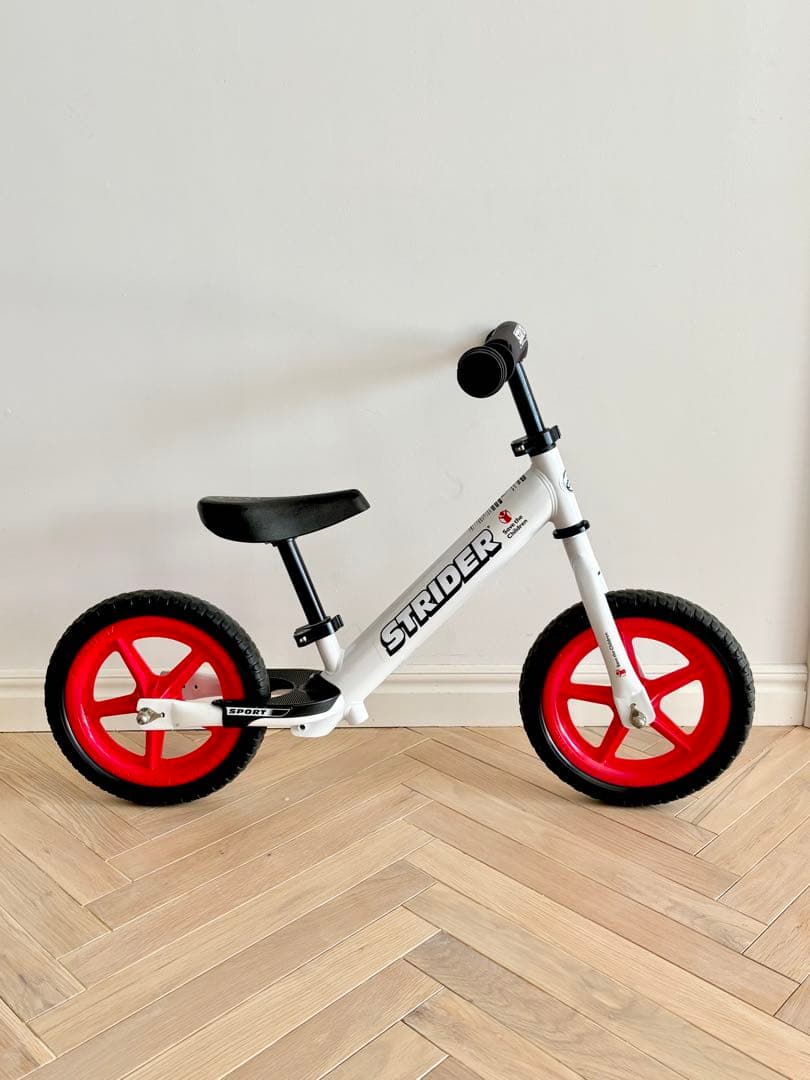 【正規品】STRIDER SPORT 限定モデル ストライダー　スポーツタイプ