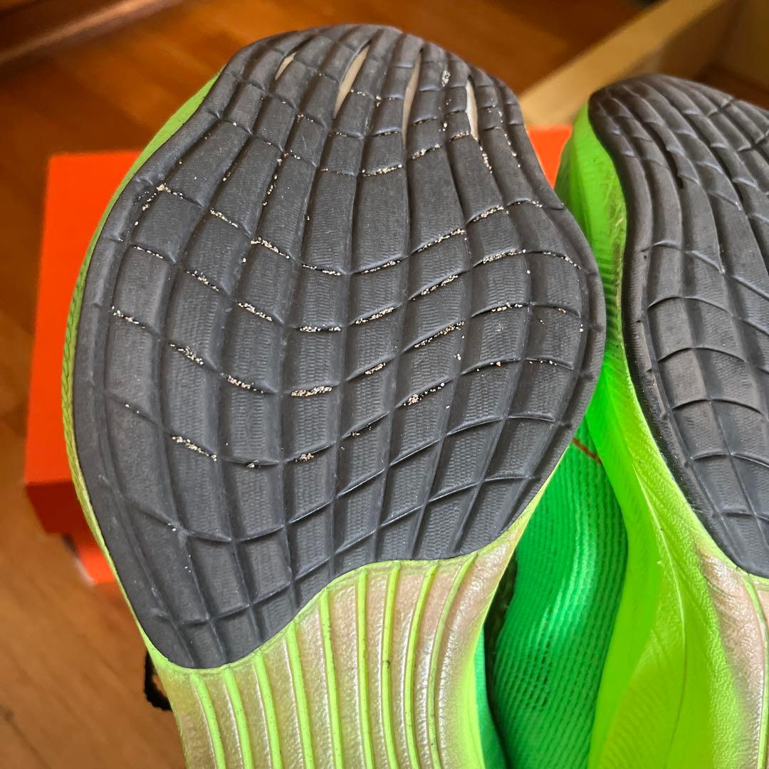 ナイキ ヴェイパーフライネクスト%2 27.0