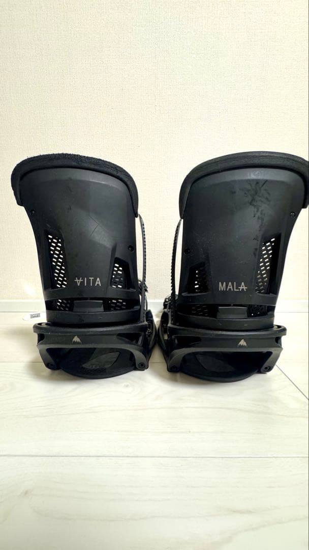 送料込み BURTON MALAVITA レザー EST