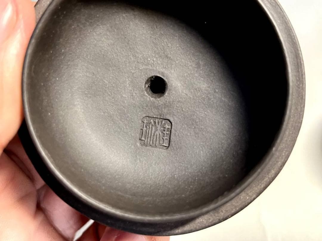 急須■周桂珍制 紫砂壺 紫泥 後手 菊花摘み 中国古美術 古玩 唐物 時代骨董■