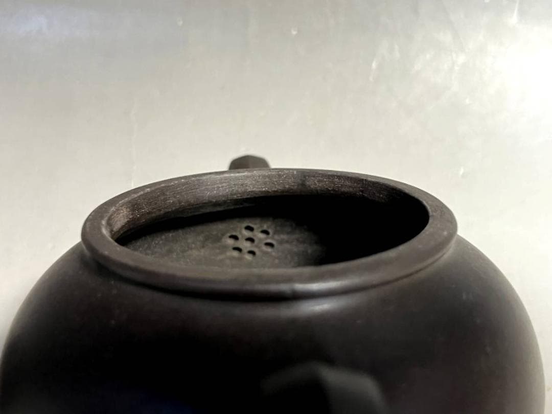 急須■周桂珍制 紫砂壺 紫泥 後手 菊花摘み 中国古美術 古玩 唐物 時代骨董■