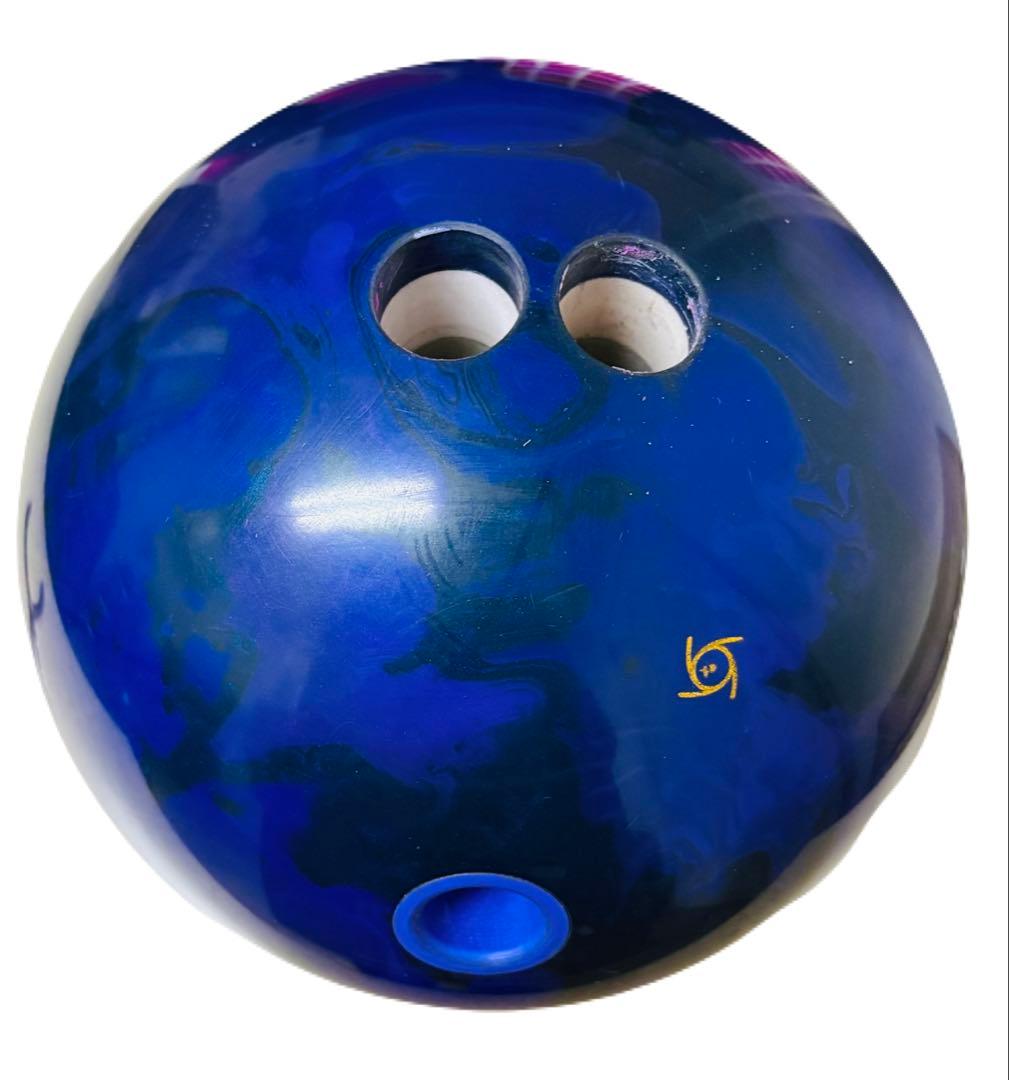 LOCK ON ボウリングボール