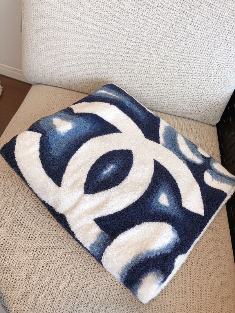 新品CHANELシャネル大判バスタオル