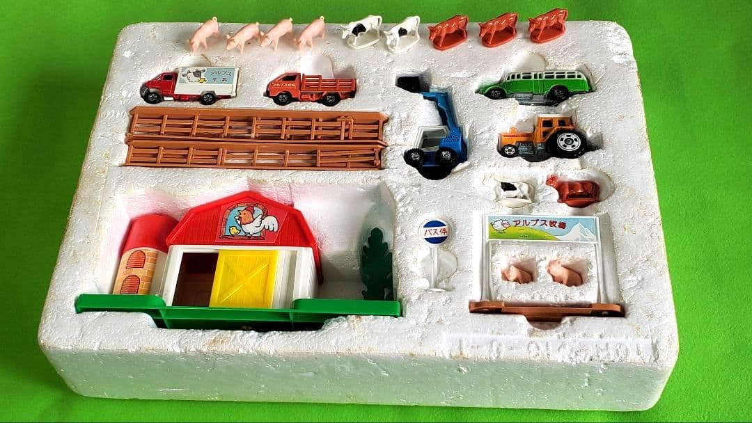 トミカプレイセット みんなのぼくじょう G-87 みんなの牧場 1981年発売
