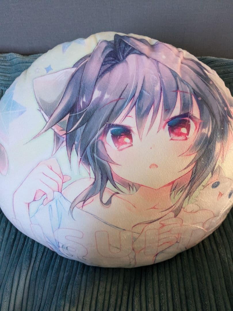 9-nine- どでかクッション