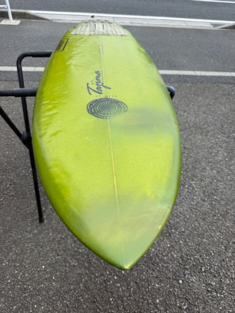 【にんじん】ジャスティスサーフボード HAWKEYモデル