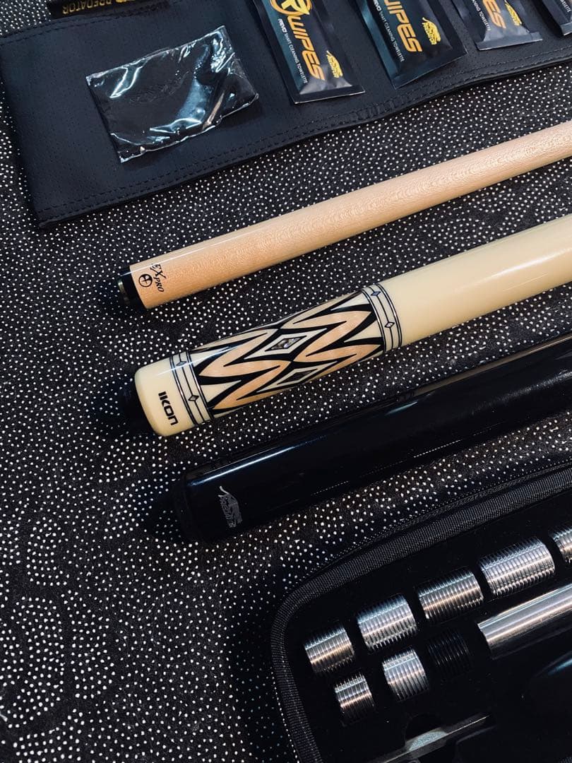 ビリヤードキュー プレデター IKON ◆ EXPRO◆エクステ付属 。。。