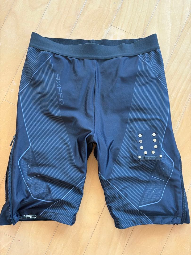 SIXPAD サイズL 【コアベルト、ライトヒップアンドレッグ】コントローラあり