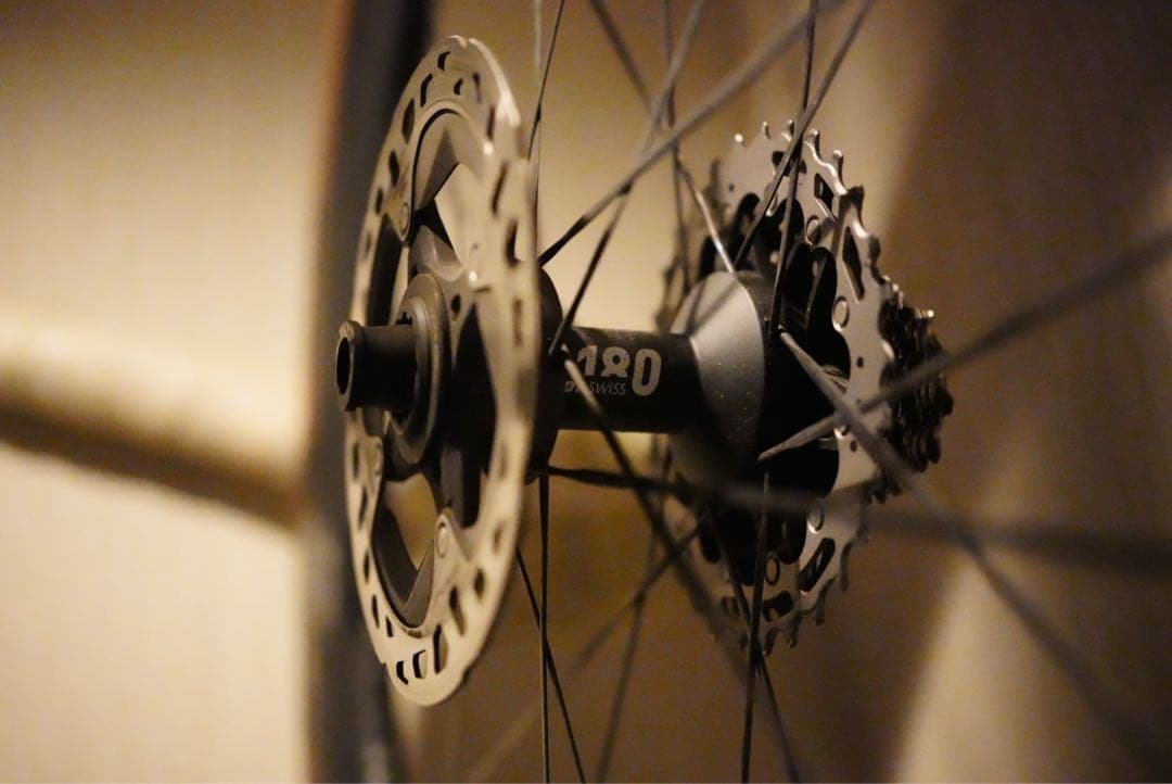 DT SWISS ARC 1100 DICUT 前:50 後:62