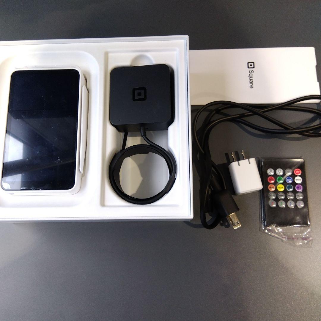 Square スマートフォン型デバイスとリモコン