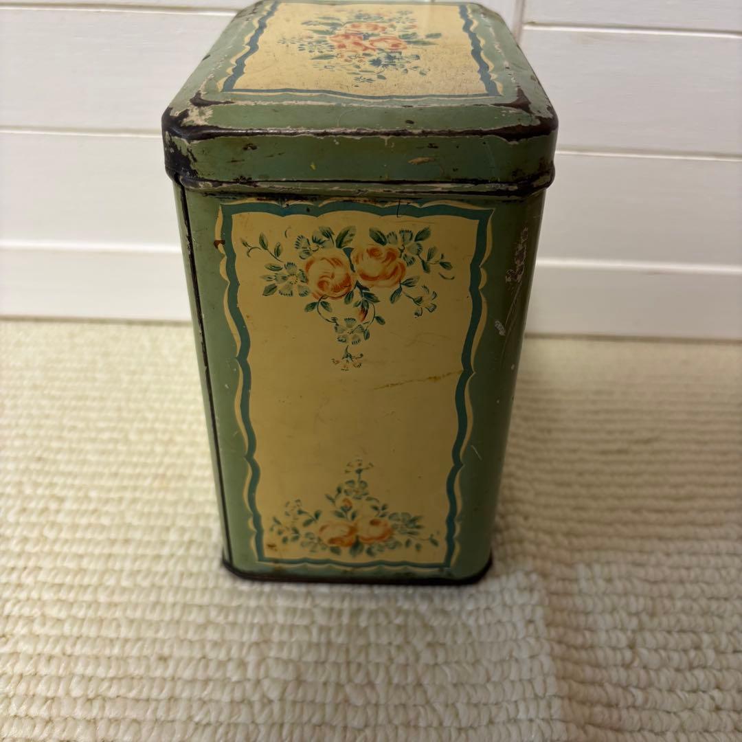 アンティーク　ショコラムニエ　TIN缶セット