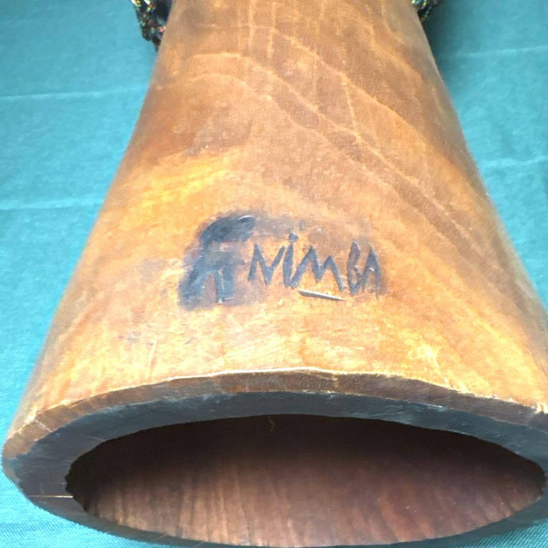 アフリカ産ニンバ　ジャンベ