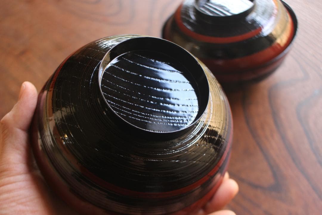 デッドストック！極上独塗分柿合わせに優美な見返雲錦蒔絵の映えるお椀2点（検山中塗