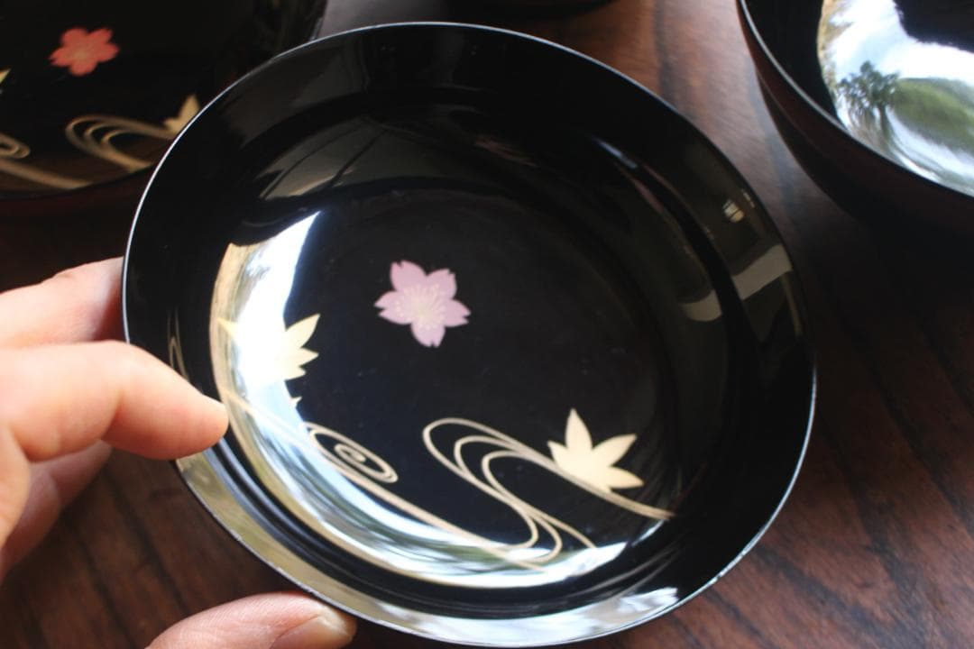 デッドストック！極上独塗分柿合わせに優美な見返雲錦蒔絵の映えるお椀2点（検山中塗