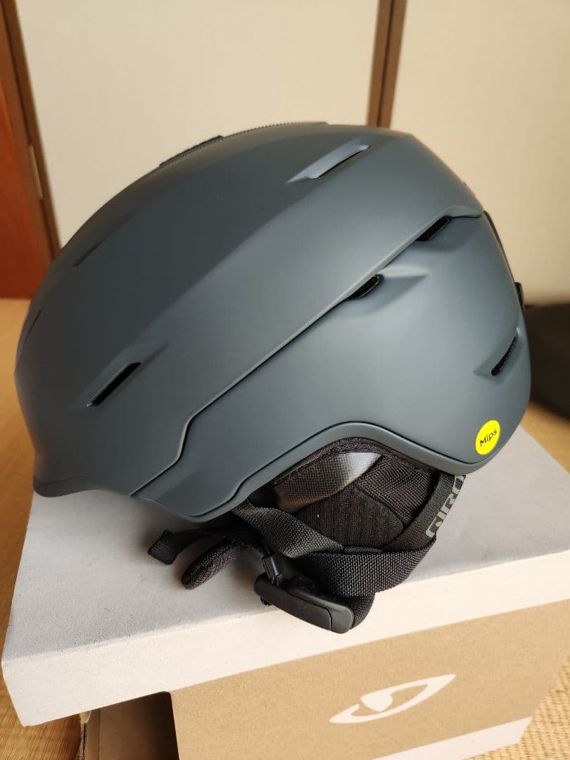 【美品】ジロ GIRO ヘルメットトール スフェリカル マット ダークシャーク