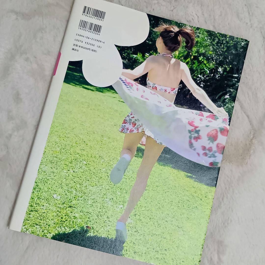 松田聖子さん　切り抜きいっぱいと写真集赤いスイートピー