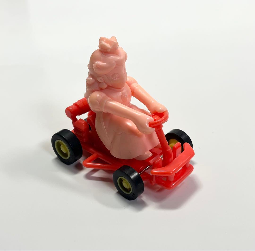 マリオカート　フィギュア　塩ビ　プルバック　マリオ　レトロ