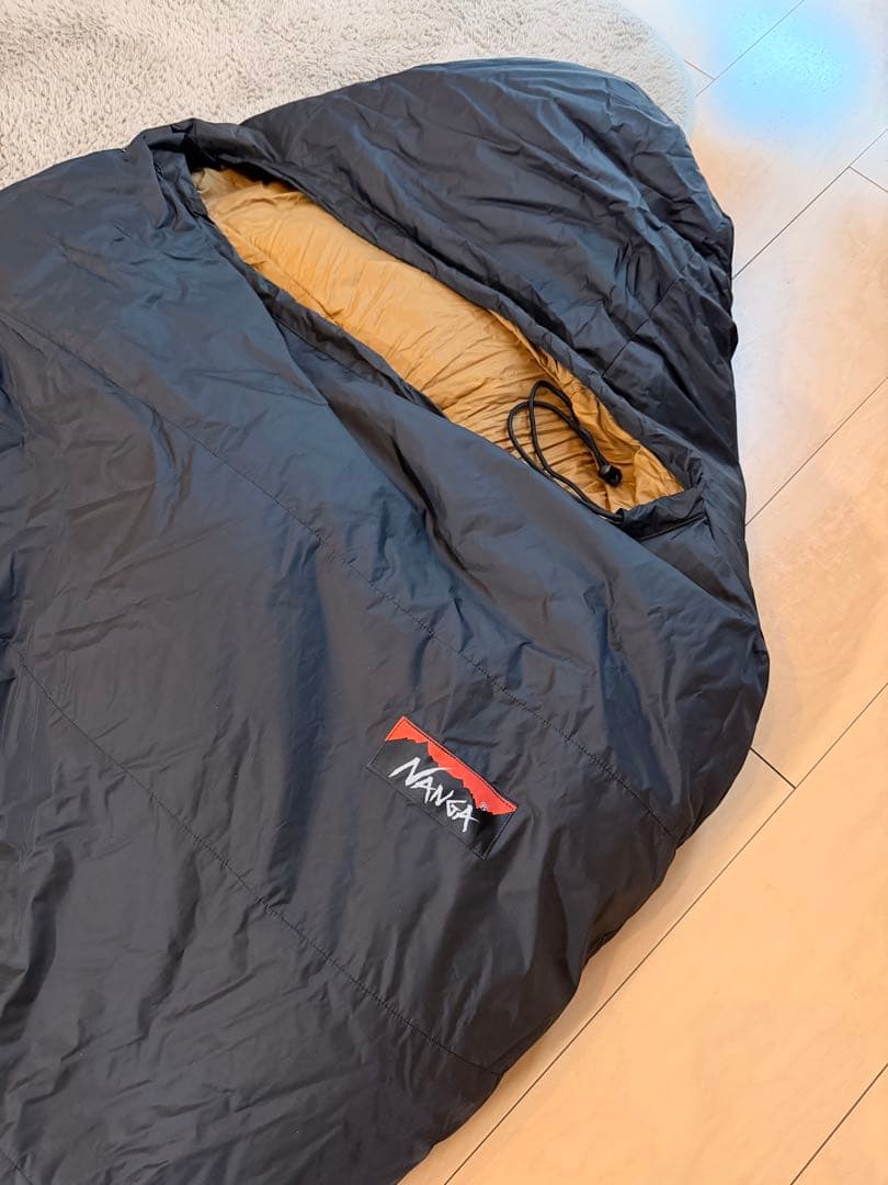 NANGA75 フード付き寝袋