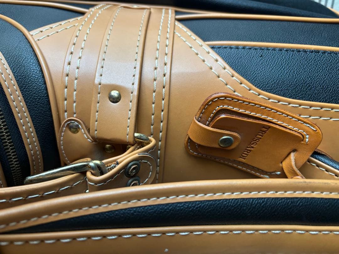 美品‼️トラサルディ　ゴルフキャディバッグ❣️