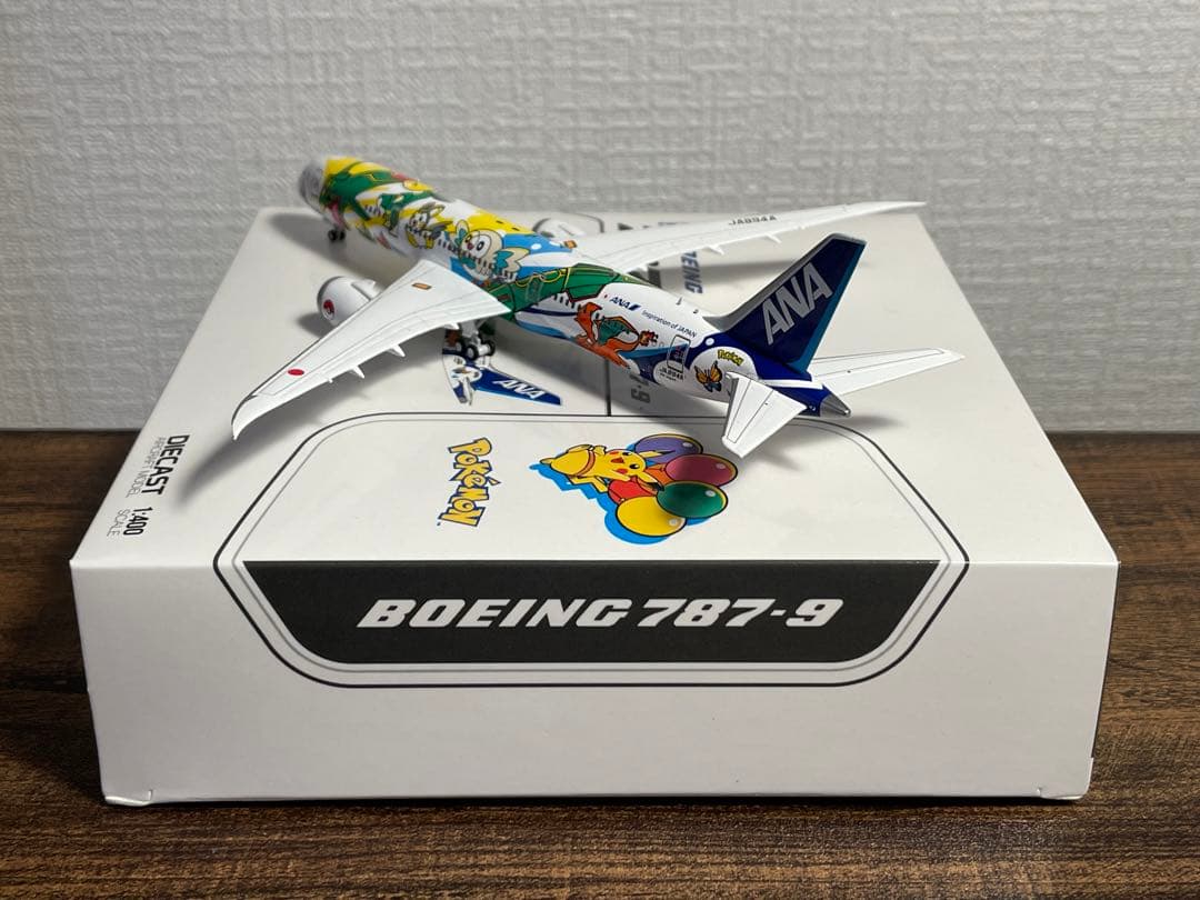 JCWings ANA B787-9 ピカチュウ JA894A 1/400