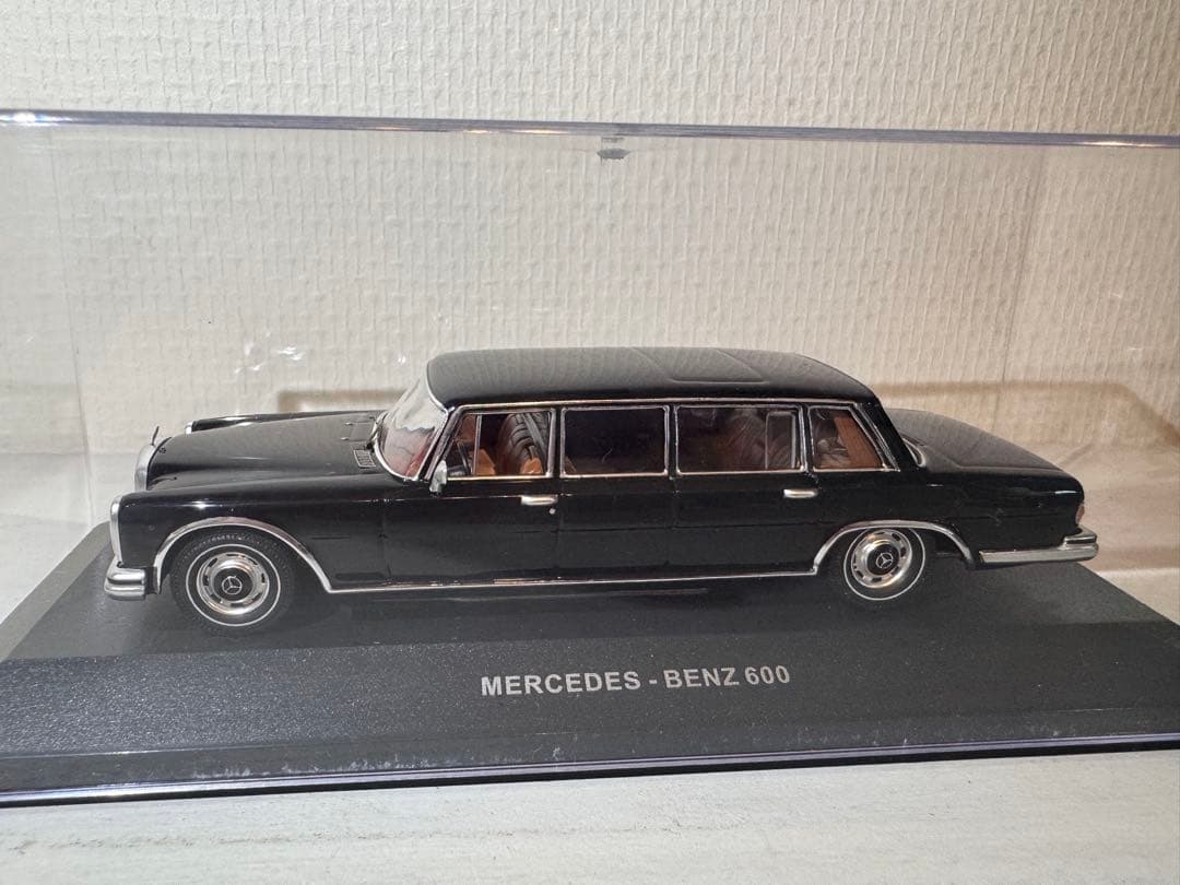 Mercedes-Benz 600 Pullman ミニカー1/43