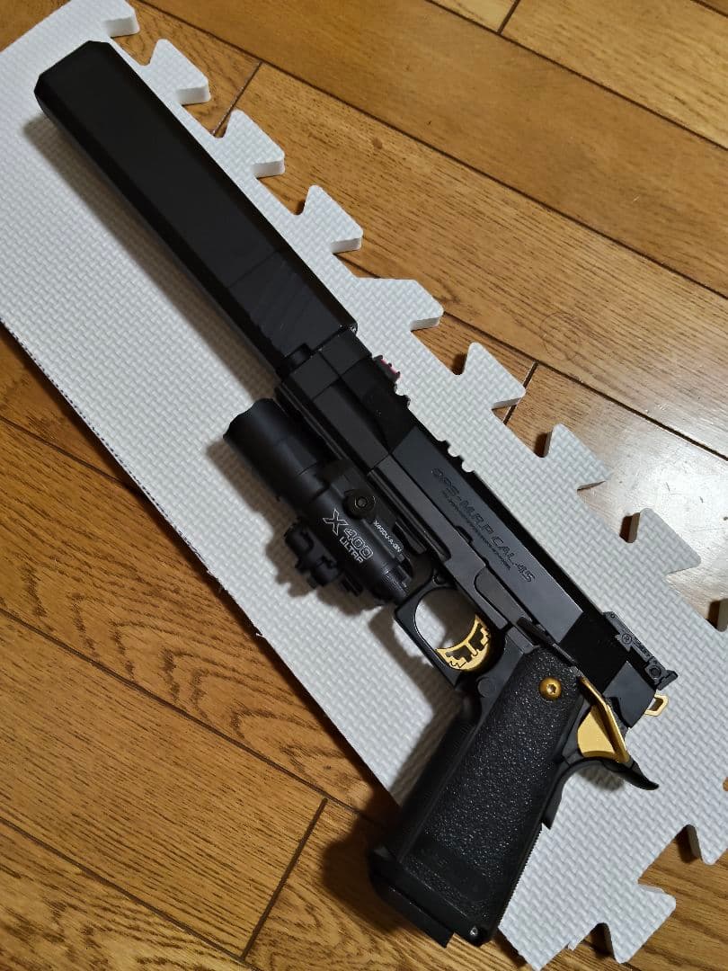 ハイキャパ　ゴールドマッチ　オスプレイサプレッサー X400ウエポンライト