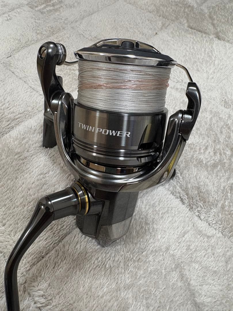 【美品】 24ツインパワーC5000XG サブスプール付き