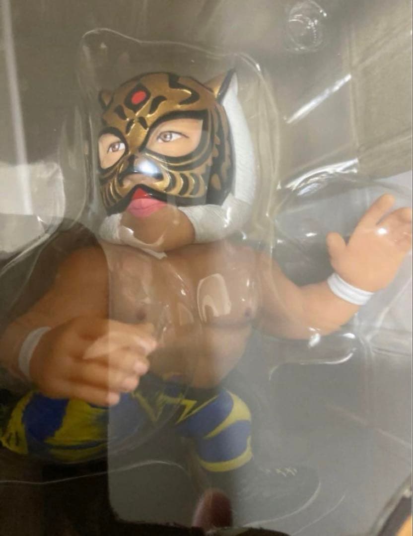 16d ソフビコレクション014 レジェンドマスターズ 初代タイガーマスク 伝…