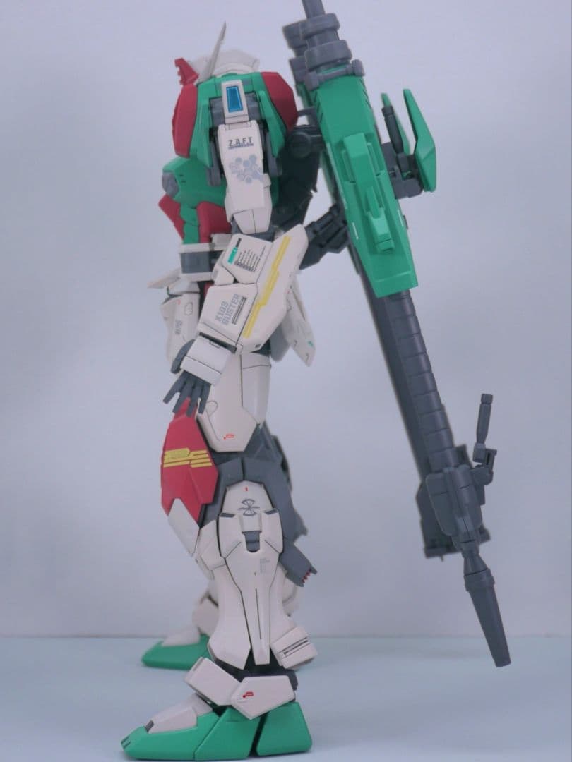 MG バスターガンダム 塗装 完成品 バンダイ ガンプラ 1/100