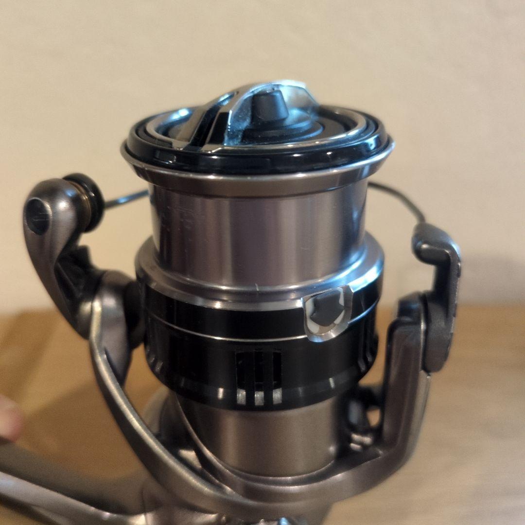 17 コンプレックスCI4+ 2500S F6 シマノ