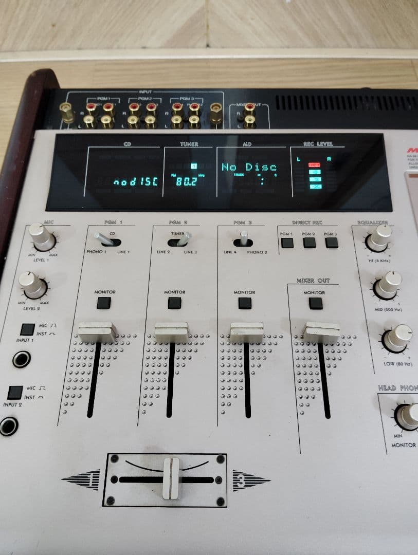 【希少・通電確認済】 Vestax AA-88 ACTIVE AUDIOミキサー