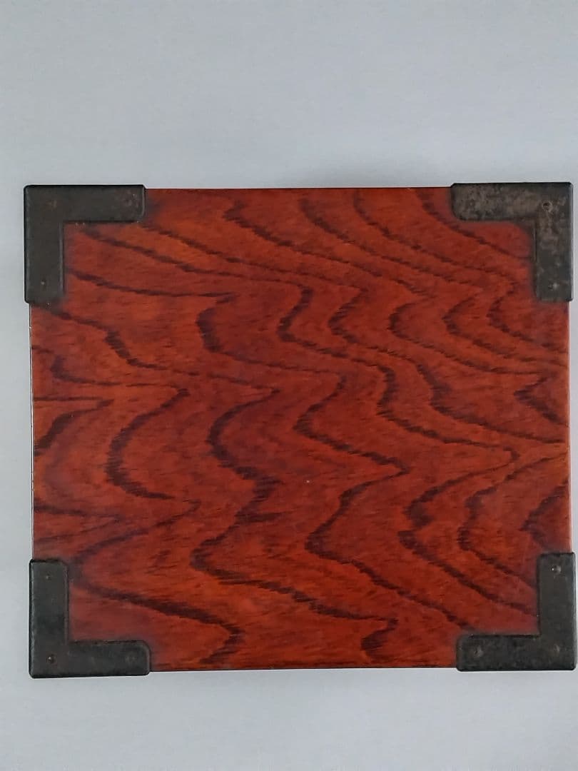 伝統的な仙台箪笥 アダチ工芸 製作所の工芸品