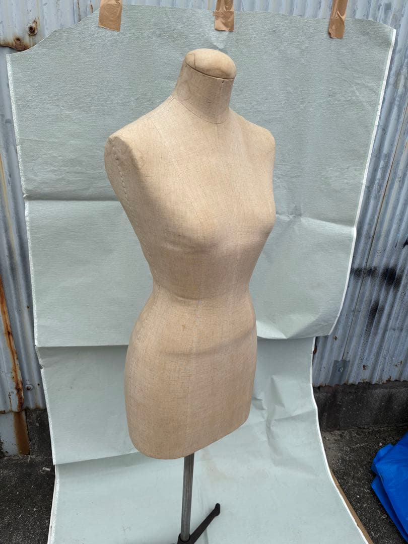 和装トルソー　べージュ着付けマネキン 和装ボディ女性用 　金属スタンド付き