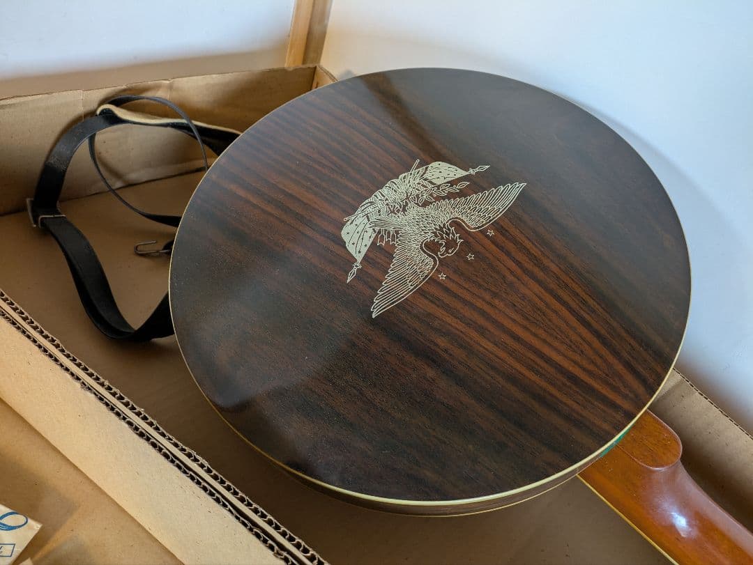 ピアレス　バンジョー5弦　※箱付き