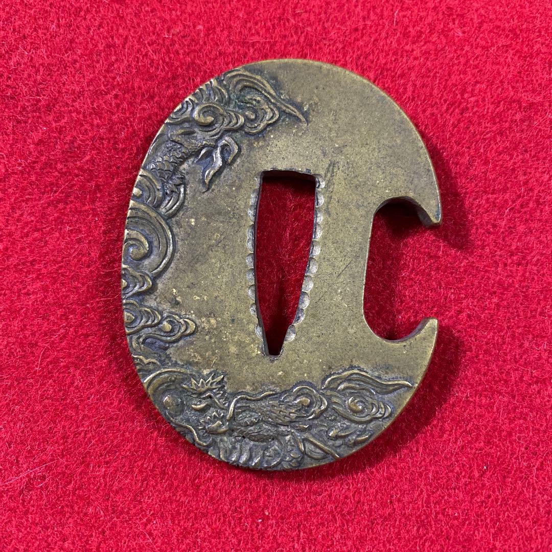 B–9 日本刀の鍔(つば) 武具　銅製　装飾品　アンティーク　美術品　工芸品　鍔