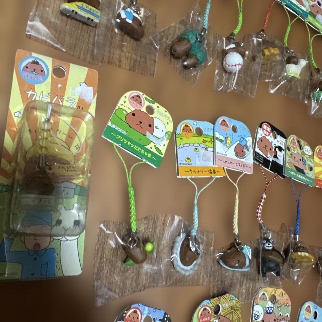 全て新品　カピバラさん♡ご当地根付ストラップ　27個（くまモン/dr.イエロー）