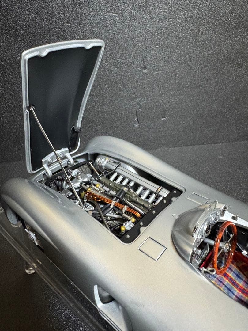 ミニカー CMC 1/18 Mercedes-Benz W196R Streamliner