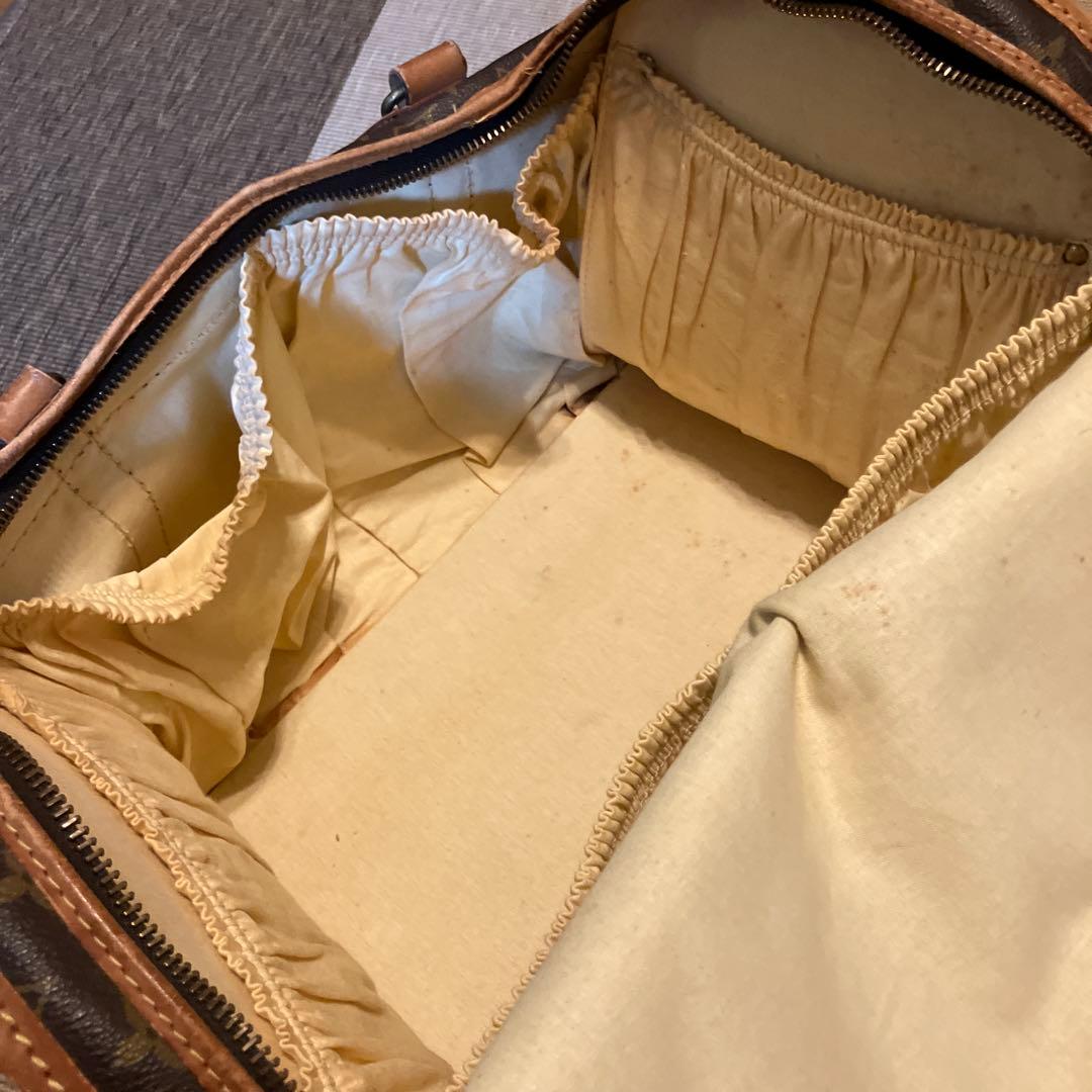 Louis Vuitton サックシャンバッグ