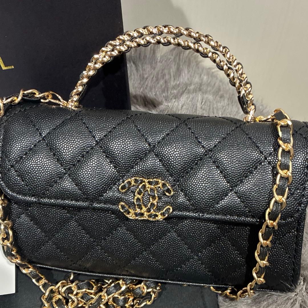 CHANEL シャネル　make up ノベルティ　チェーンショルダーバッグ　黒