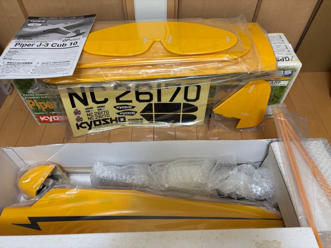 京商 PIPER J-3 CUB(パイパー J-3 カブ) 【ARF】RC飛行機
