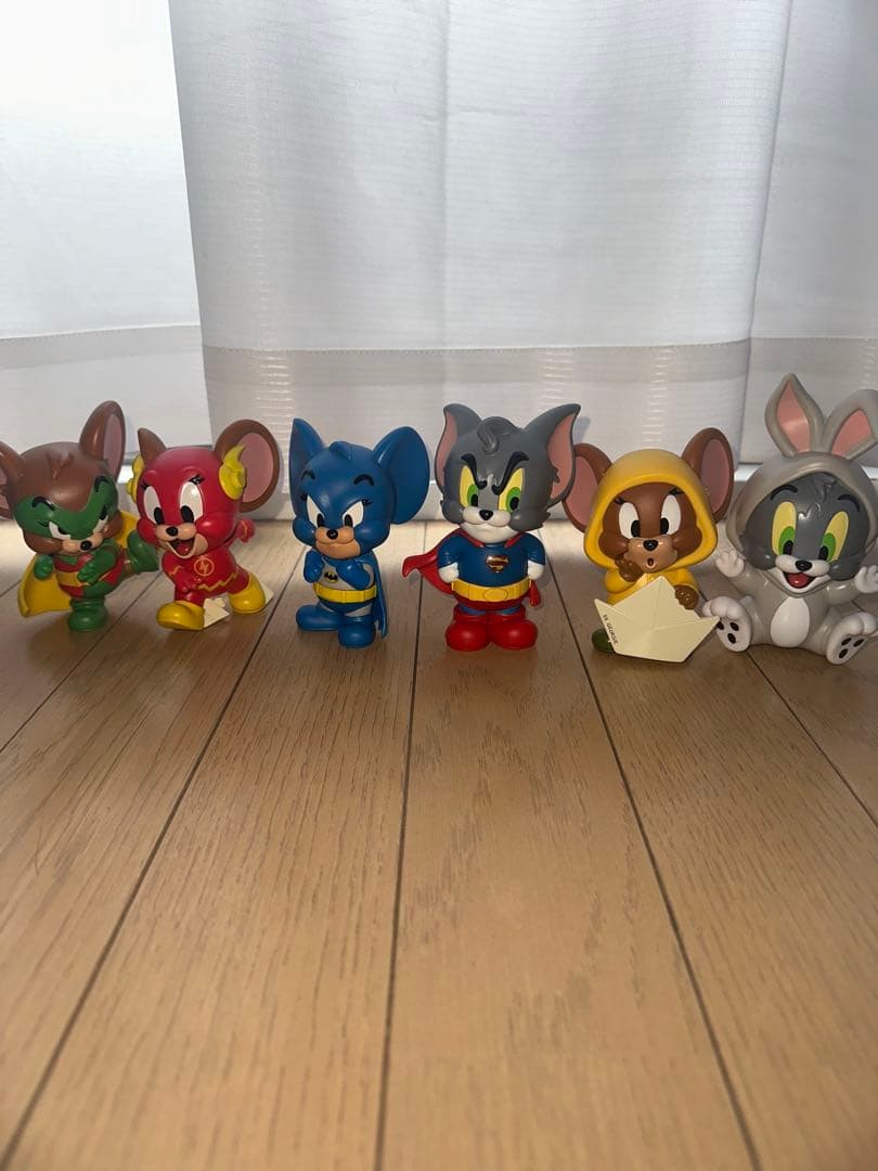トムとジェリー フィギュア 6体セット　ワーナー・ブラザース　100周年記念
