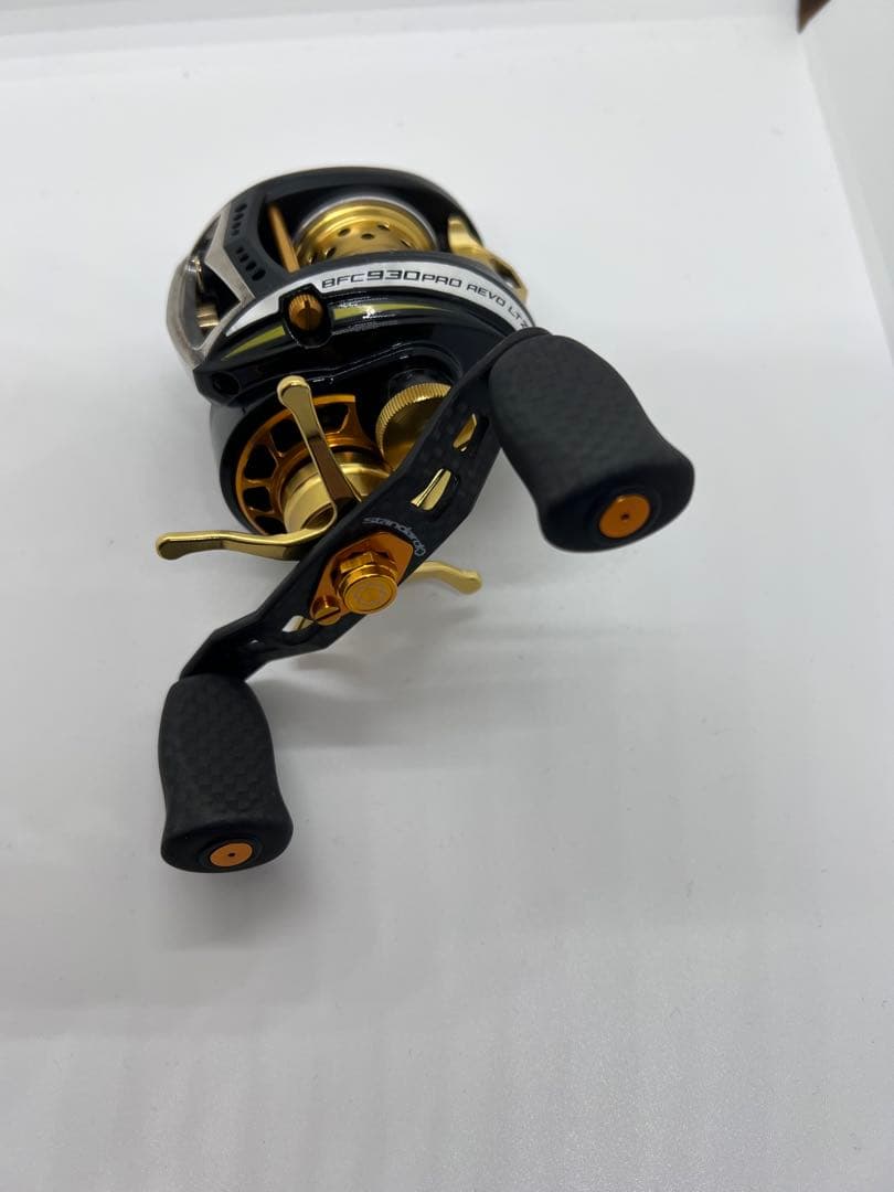 アブガルシア★レボＬＴＺ左ＡＥ７４★ＺＰＩ★ＢＦＣ９３０ＰＲＯｉｋコンビカスタム