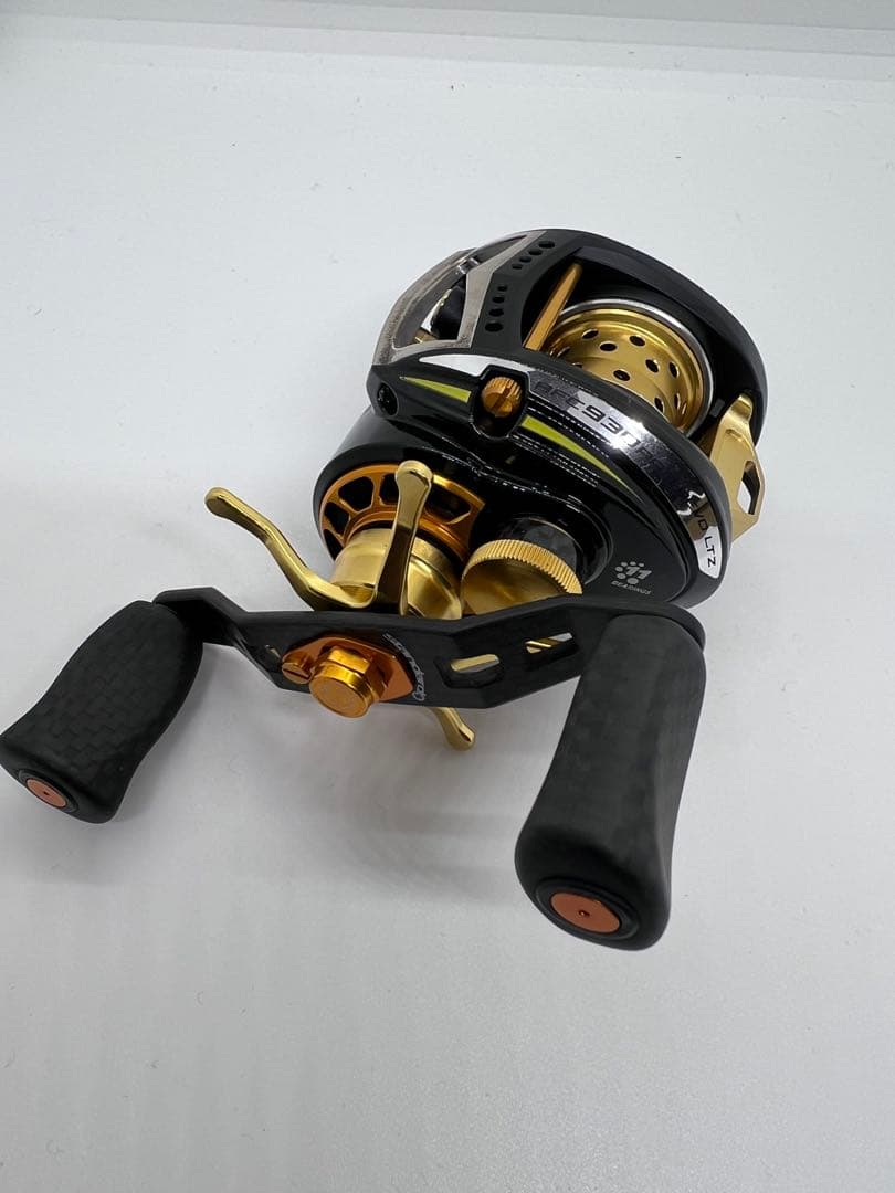 アブガルシア★レボＬＴＺ左ＡＥ７４★ＺＰＩ★ＢＦＣ９３０ＰＲＯｉｋコンビカスタム