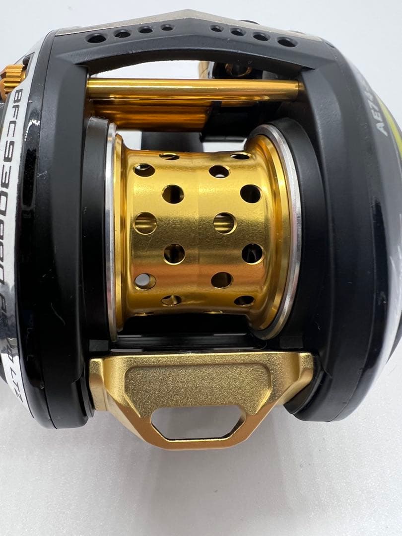 アブガルシア★レボＬＴＺ左ＡＥ７４★ＺＰＩ★ＢＦＣ９３０ＰＲＯｉｋコンビカスタム