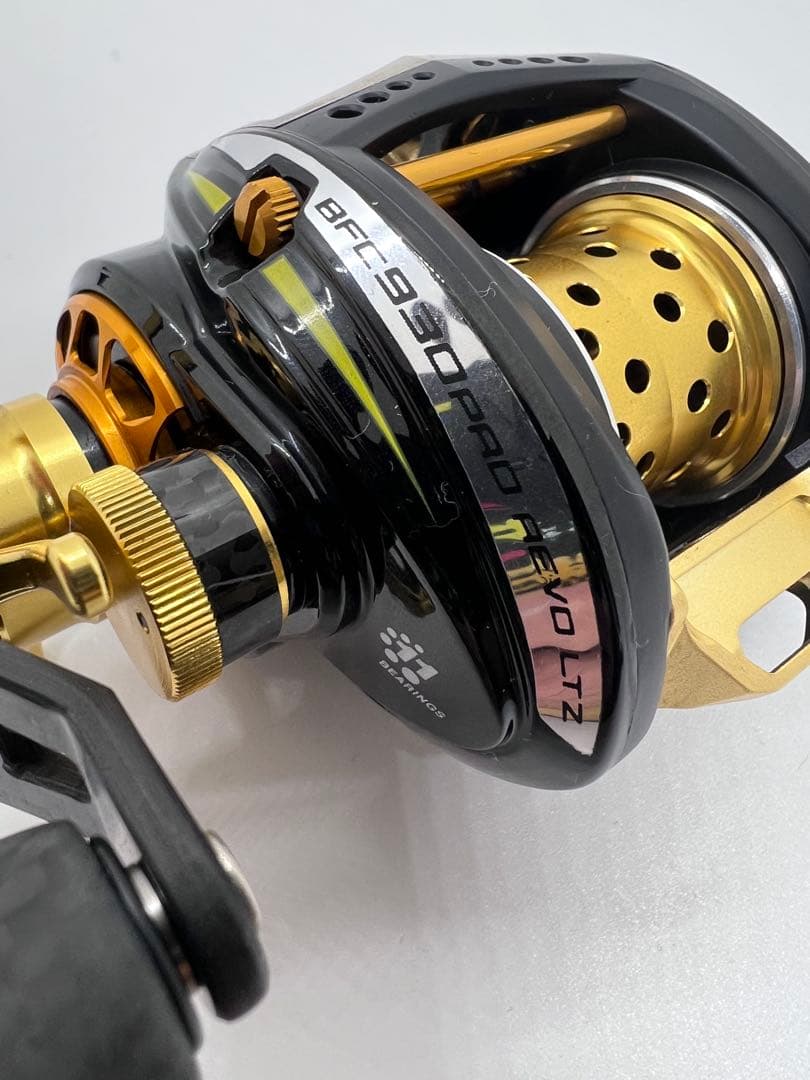 アブガルシア★レボＬＴＺ左ＡＥ７４★ＺＰＩ★ＢＦＣ９３０ＰＲＯｉｋコンビカスタム