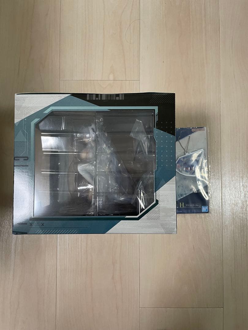 一番くじ　勝利の女神　NIKKE　B賞　シンデレラ　フィギュア　おまけ付き