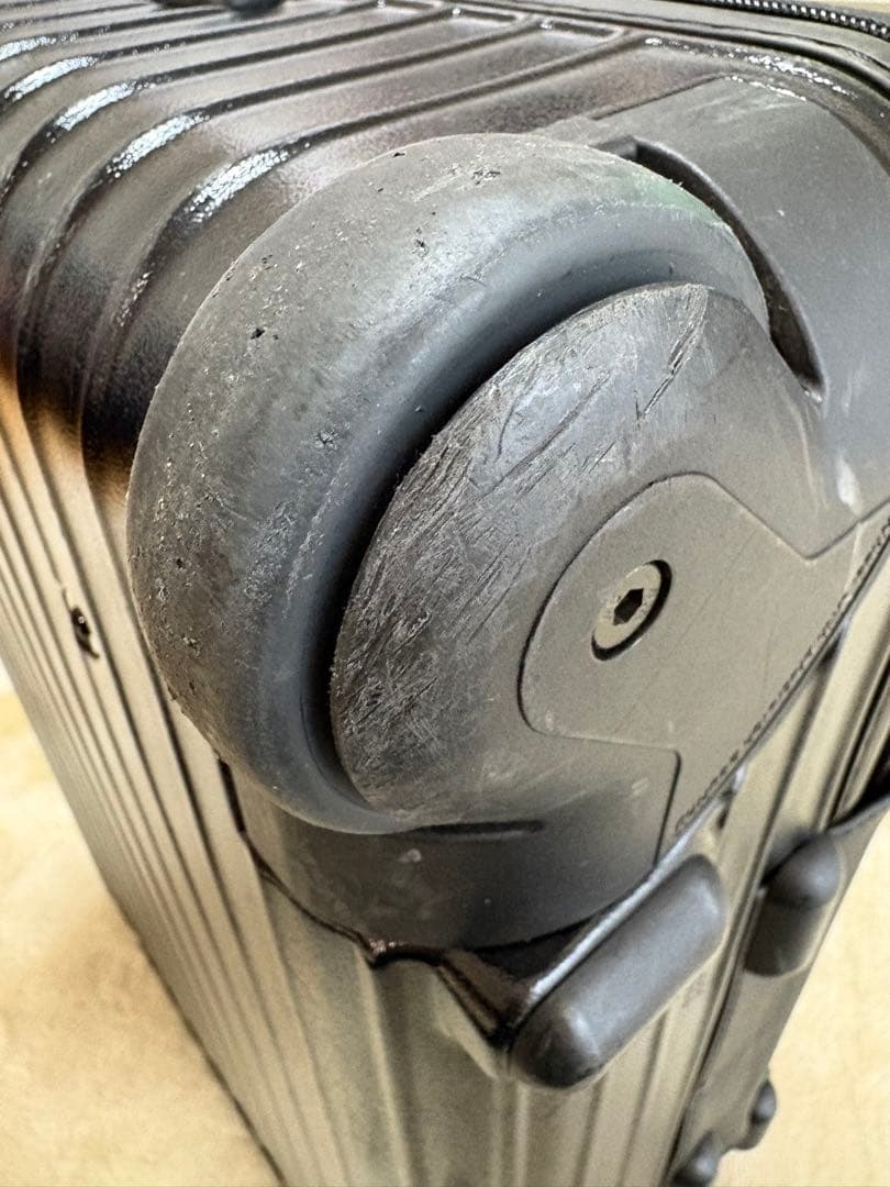 RIMOWA 機内持ち込み32L サルサ　送料込